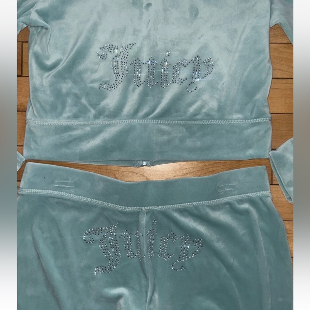 NEW! NWT JUICY COUTURE Velour OG Bling Tracksuit Set in Pastel Turquoise Size M - Picture 4 of 6